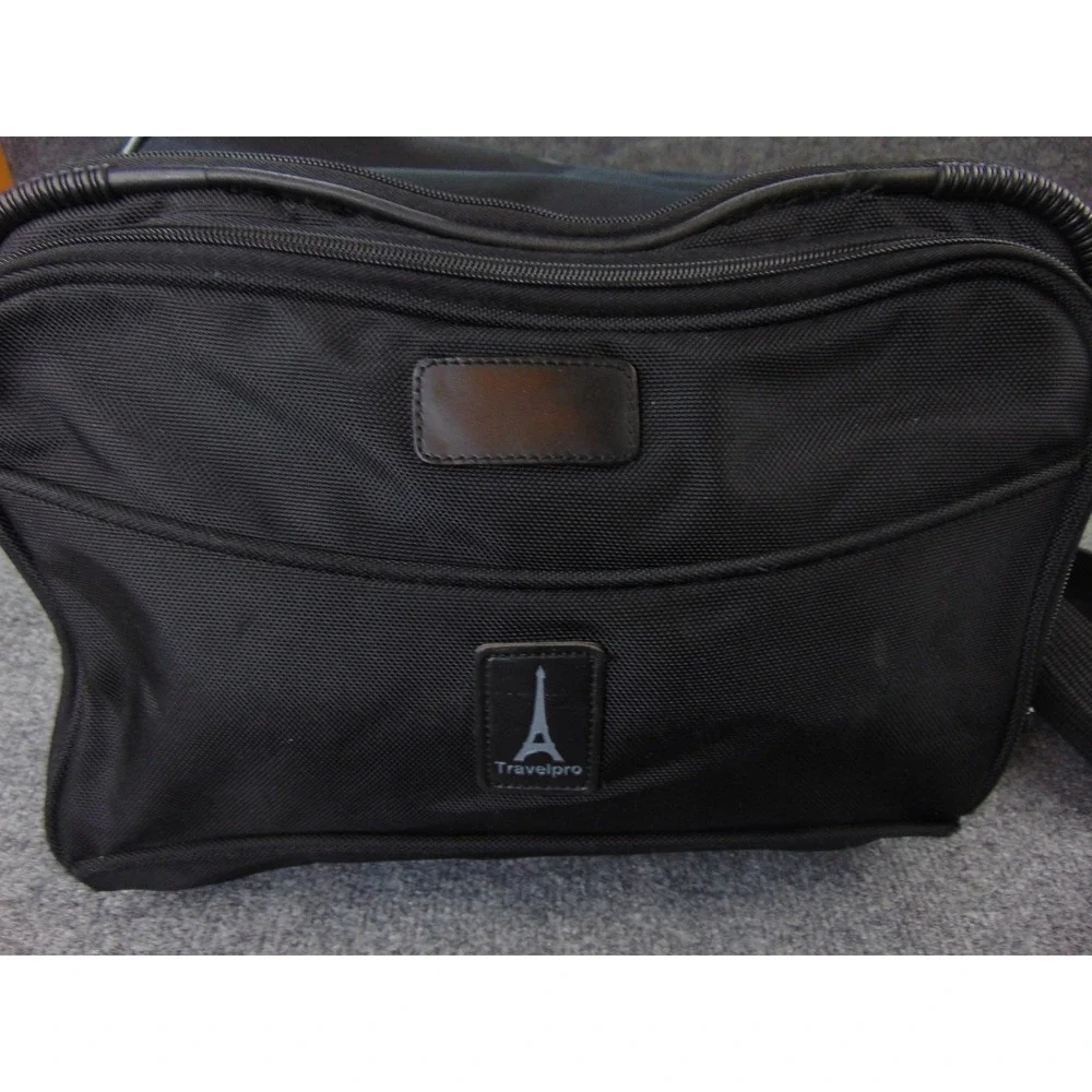 Travelpro Flight Crew Mens Black Solid Travel Tote Bag Business Pilot Utility